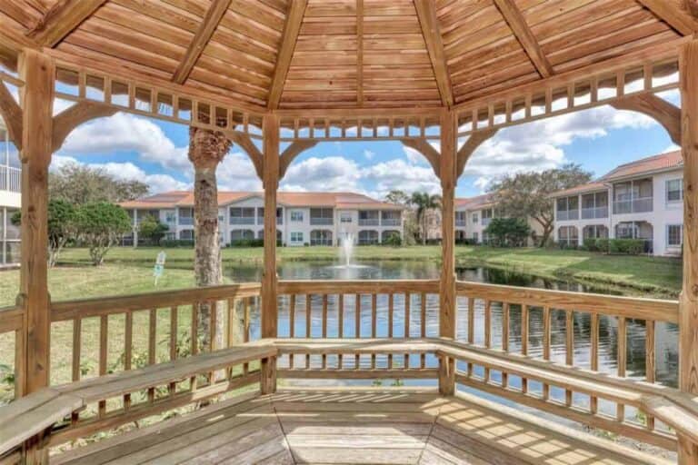 Plaza De Flores Condos in Palmer Ranch Sarasota, FL. - Gazebo