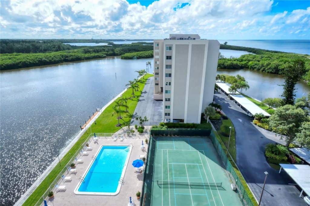 Pointe Condos in Siesta Key, FL. - Aerial