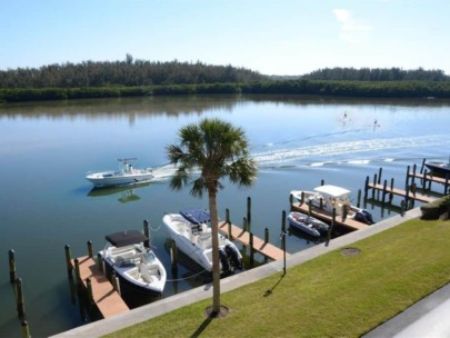 Pointe Condos in Siesta Key, FL. - Boat Docks