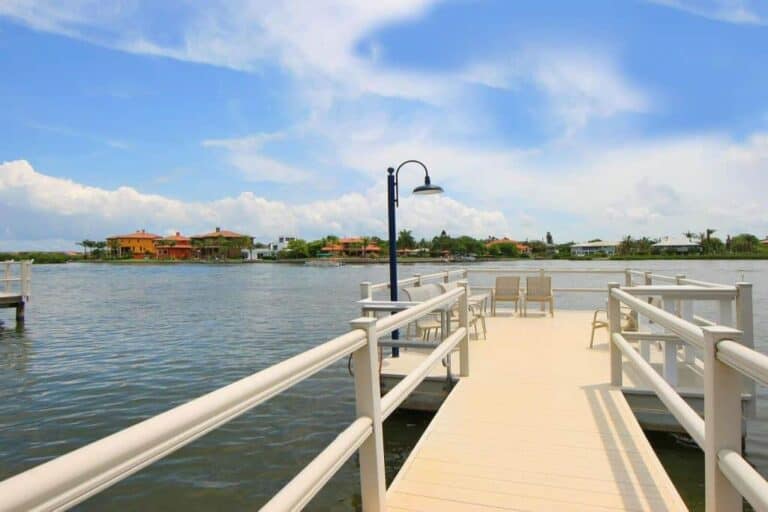Polynesian Gardens Condos in Siesta Key, FL. - Pier