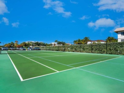 Portobello Condos in Longboat Key, FL. - Tennis Courts