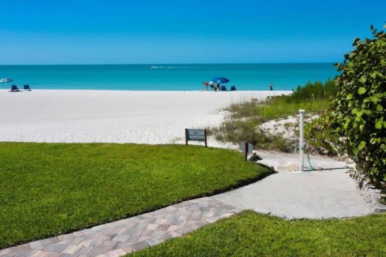 Portobello Condos in Longboat Key, FL. - Beach Access