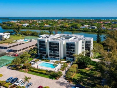 Portobello Condos in Longboat Key, FL. - Building