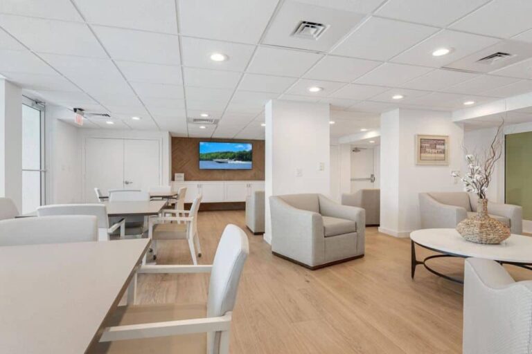 Portobello Condos in Longboat Key, FL. - Clubhouse