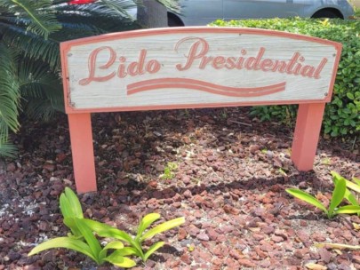 Presidential Condos in Lido Key Sarasota, FL. - Entrance Sign