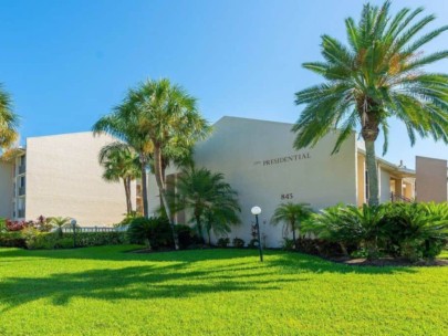 Presidential Condos in Lido Key Sarasota, FL. - Building