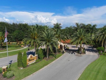 Mara Villa Condos in Palmer Ranch Sarasota, FL. - Prestancia Entrance