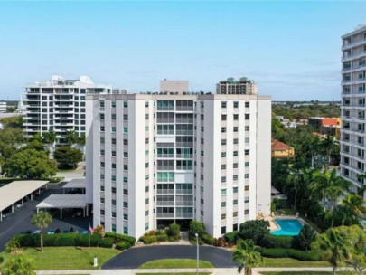 Regency House Condos in Downtown Sarasota, FL. - Building