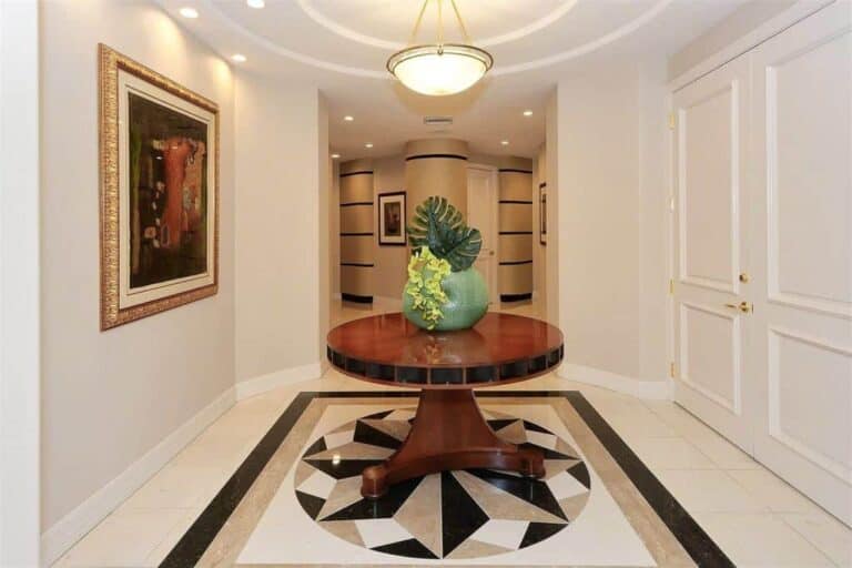 Sarabande Condos in Downtown Sarasota, FL. - Lobby