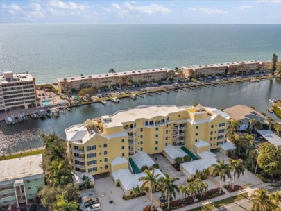 Somerset Cay Condos in Siesta Key, FL. - Waterfront Aerial