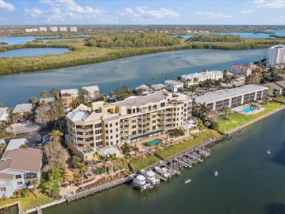 Somerset Cay Condos in Siesta Key, FL. - Aerial