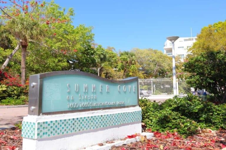 Summer Cove Condos in Siesta Key, FL. - Entrance Sign