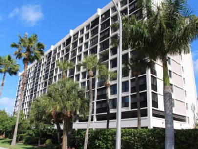 Sunset Towers Condos in Downtown Sarasota, FL. - Building