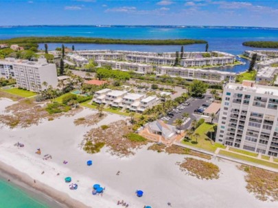 Sutton Place Condos in Longboat Key, FL. - Gulf Front