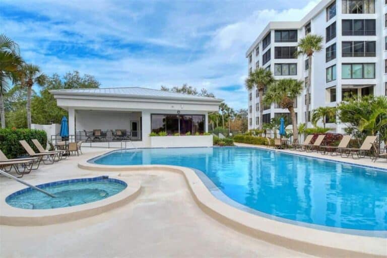 Turtle Bay Condos in Siesta Key, FL. - Pool
