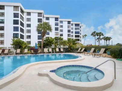 Turtle Bay Condos in Siesta Key, FL. - Pool and Hot Tub