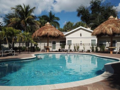 Twin Palms Condos in Siesta Key, FL. - Pool