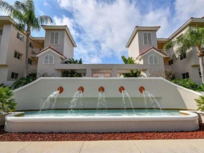 Villa Mirada Condos in Palmer Ranch Sarasota, FL. - Fountain