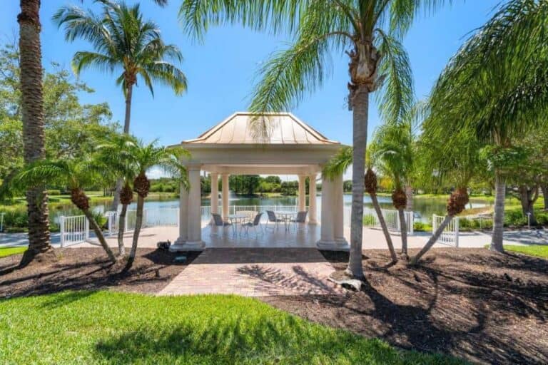 VillageWalk in Palmer Ranch Sarasota, FL. - Gazemo