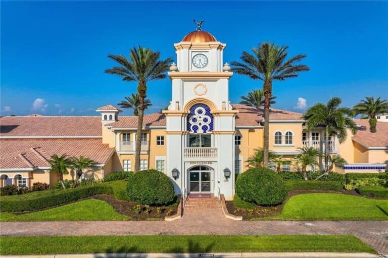 VillageWalk in Palmer Ranch Sarasota, FL. - Clubhouse