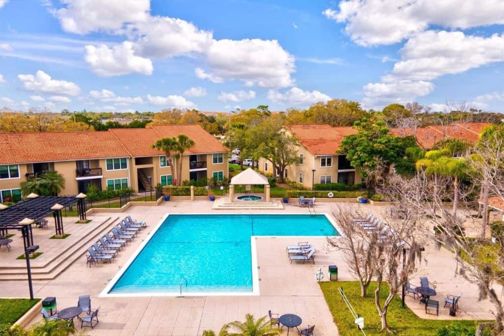 Vintage Grand Condos in Palmer Ranch Sarasota, FL. - Pool