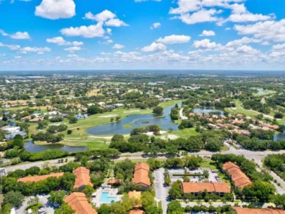 Vintage Grand Condos in Palmer Ranch Sarasota, FL. - Aerial