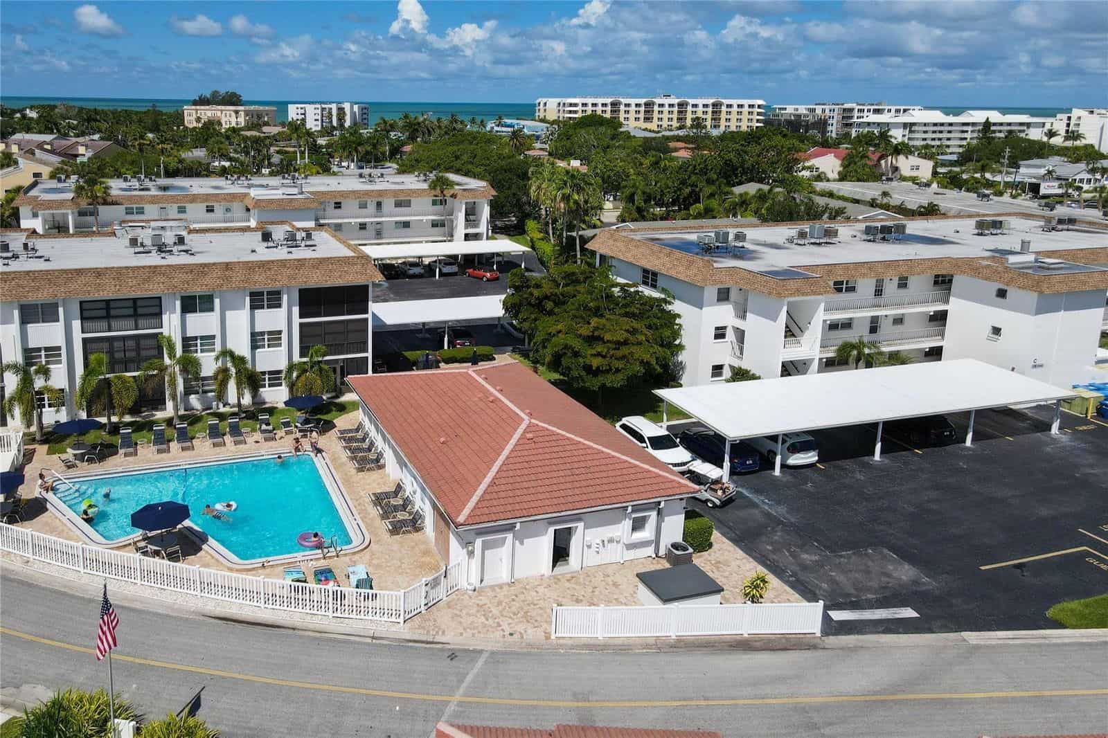 Vista Hermosa Condos For Sale | Siesta Key, FL