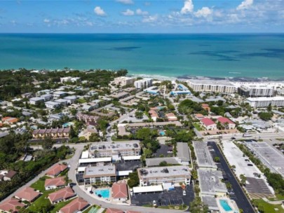 Vista Hermosa Condos in Siesta Key, FL. - Gulf of Mexico Aerial