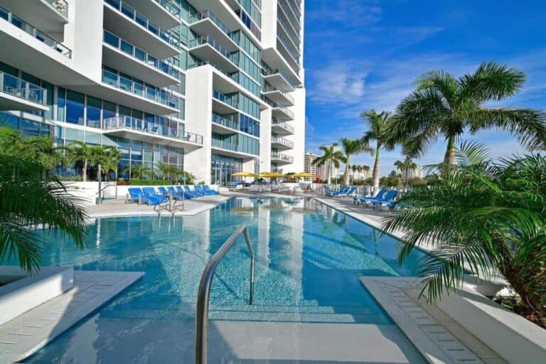 Vue Condos in Downtown Sarasota, FL. - Pool