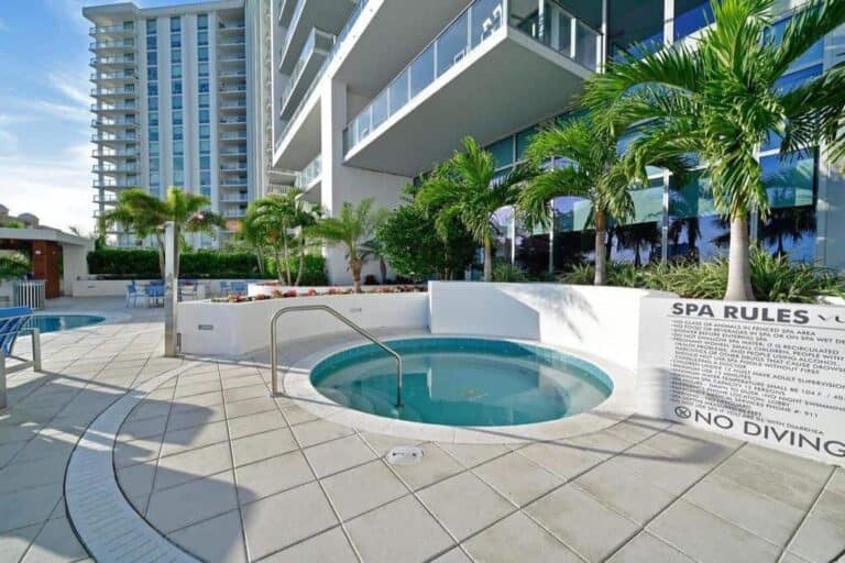 Vue Condos in Downtown Sarasota, FL. - Hot Tub
