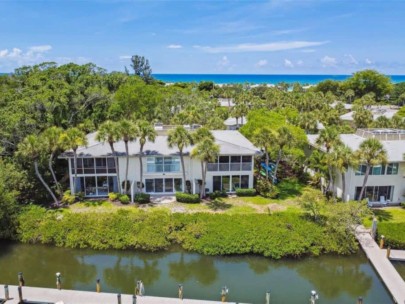 Whitney Beach Condos in Longboat Key, FL. - Buildings Aerial