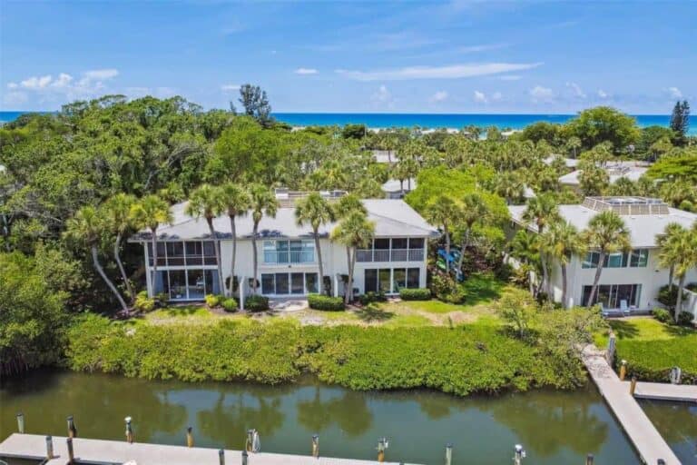 Whitney Beach Condos in Longboat Key, FL. - Buildings Aerial