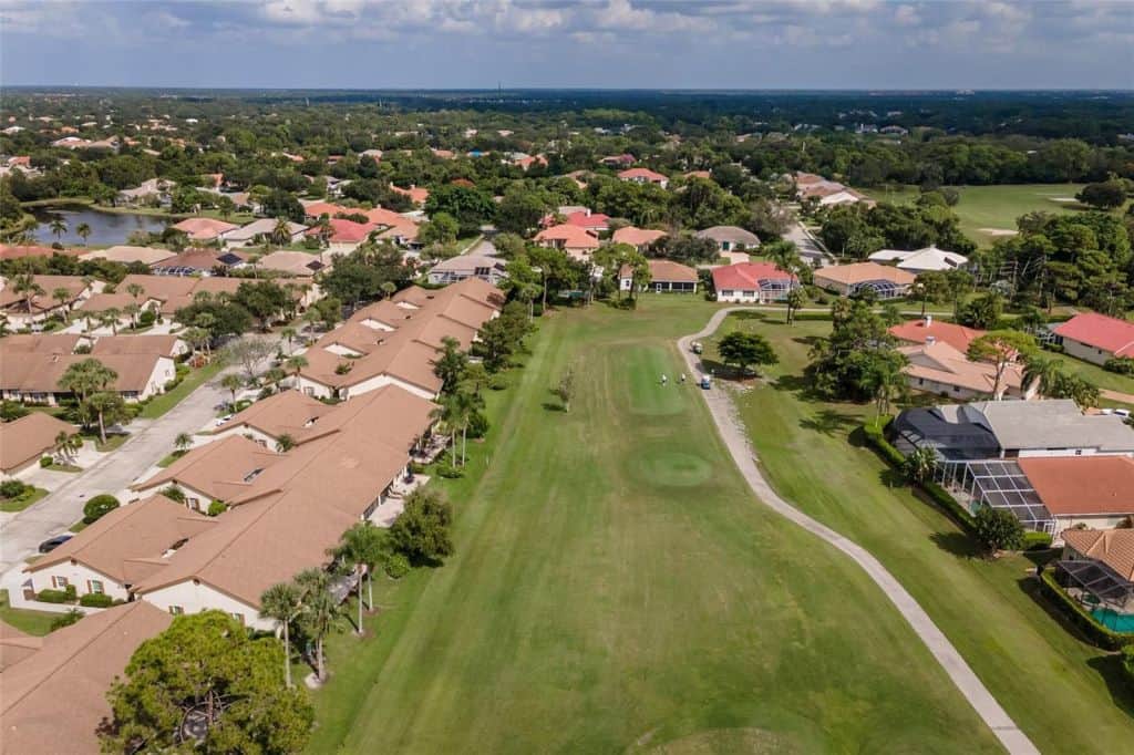 Woodlake Villas in Palm Aire Sarasota, FL. - Golf Course