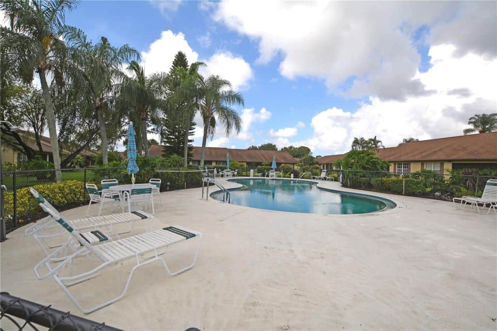 Woodlake Villas in Palm Aire Sarasota, FL. - Pool