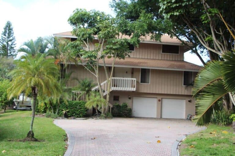 Banyan Club Homes in Siesta Key, FL. - Home