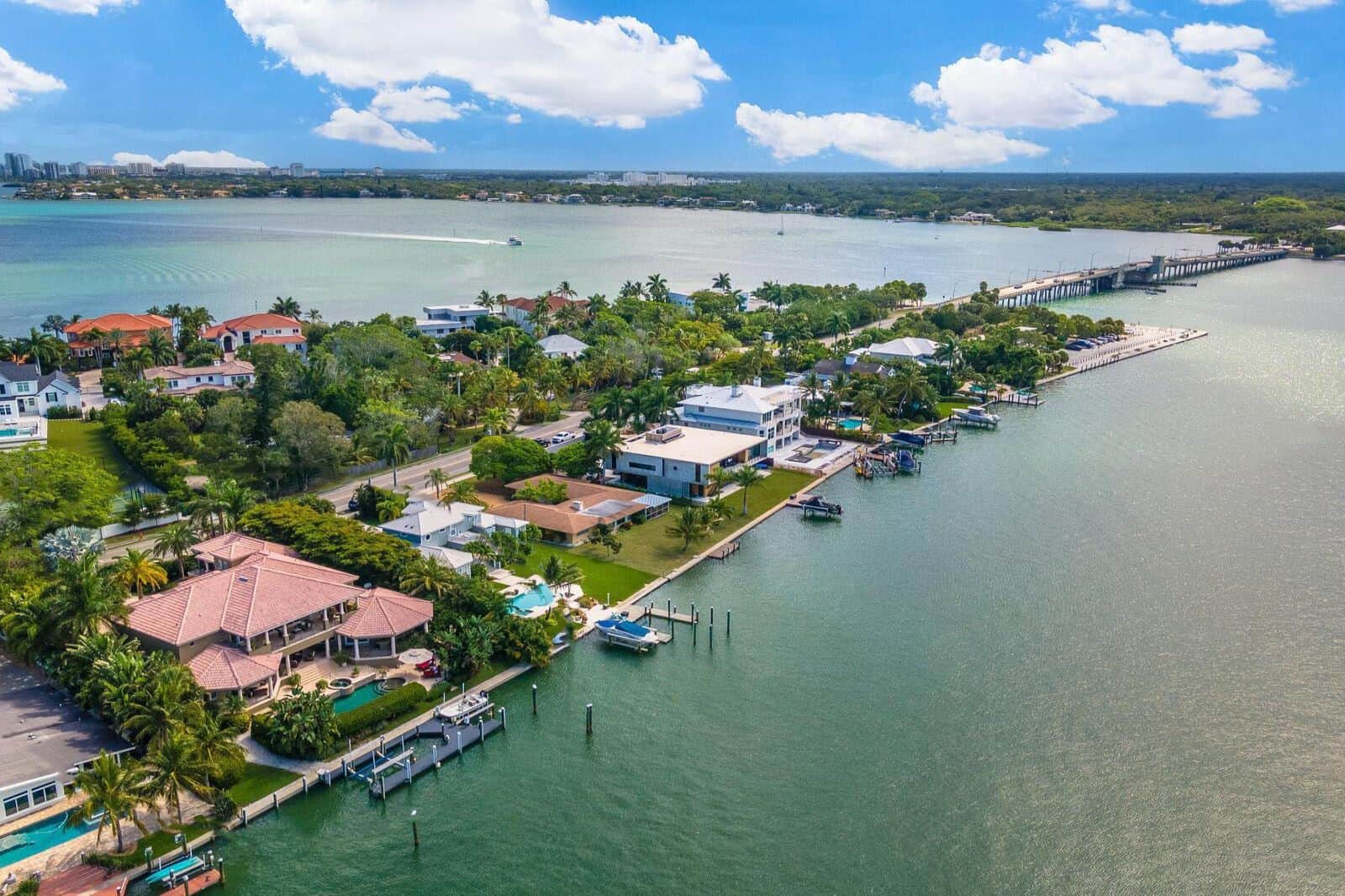 Bay Island Shores Homes For Sale | Siesta Key, FL