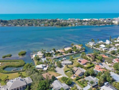 Bay View Acres Homes in Sarasota, FL. - Aerial