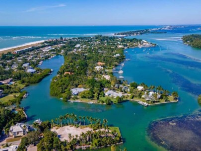 Bayou Hammock Homes in Longboat Key, FL. - Aerial