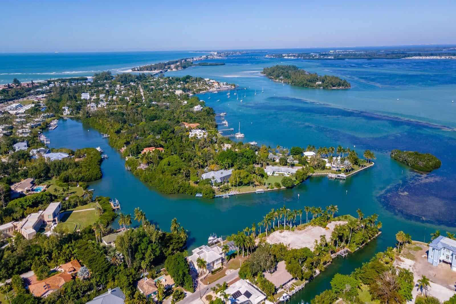 Bayou Hammock Homes For Sale in Longboat Key, FL.