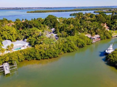 Bayou Hammock Homes in Longboat Key, FL. - Aerial