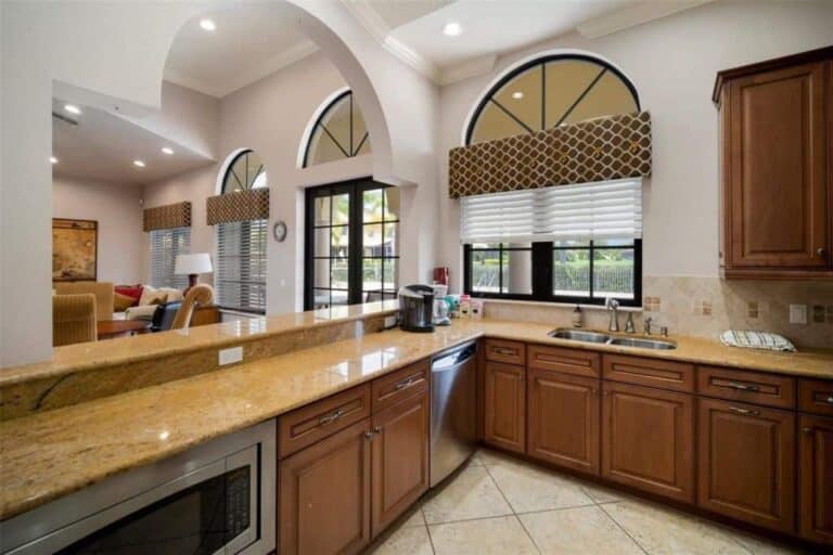 Bougainvillea Homes in Ellenton, FL. - Clubhouse Kitchen