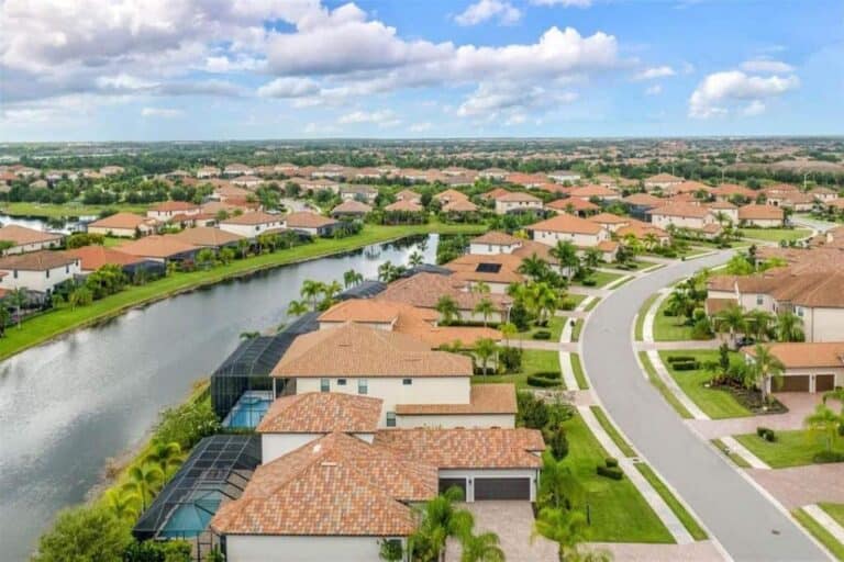 Bridgewater Homes in Lakewood Ranch, FL. - Community Aerial