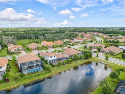 Bridgewater Homes in Lakewood Ranch, FL. - Lake Aerial