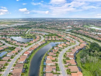 Bridgewater Homes in Lakewood Ranch, FL. - Community Aerial