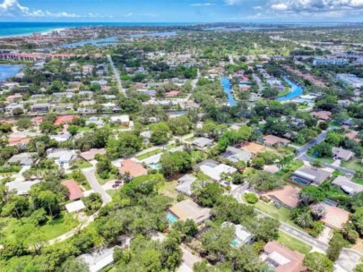 Cedar Cove Homes For Sale in Sarasota, FL. - Aerial