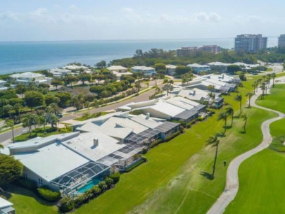 Coreys Landing Homes in Longboat Key, FL. - Golf Course and Waterfront Aerial