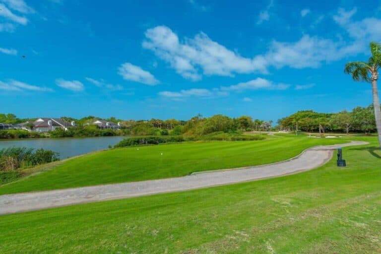 Coreys Landing Homes in Longboat Key, FL. - Golf Course