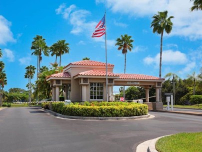 Country Club of Sarasota Homes in Sarasota, FL. - Clubhouse