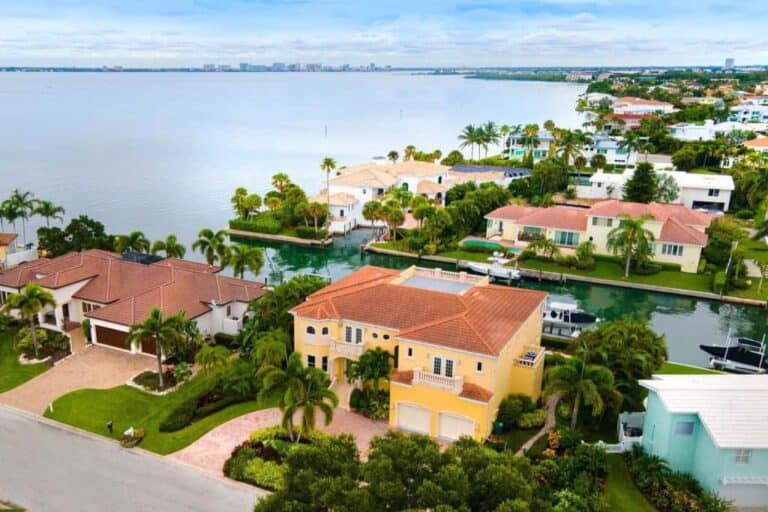 Country Club Shores Homes in Longboat Key, FL. - Waterfront Aerial