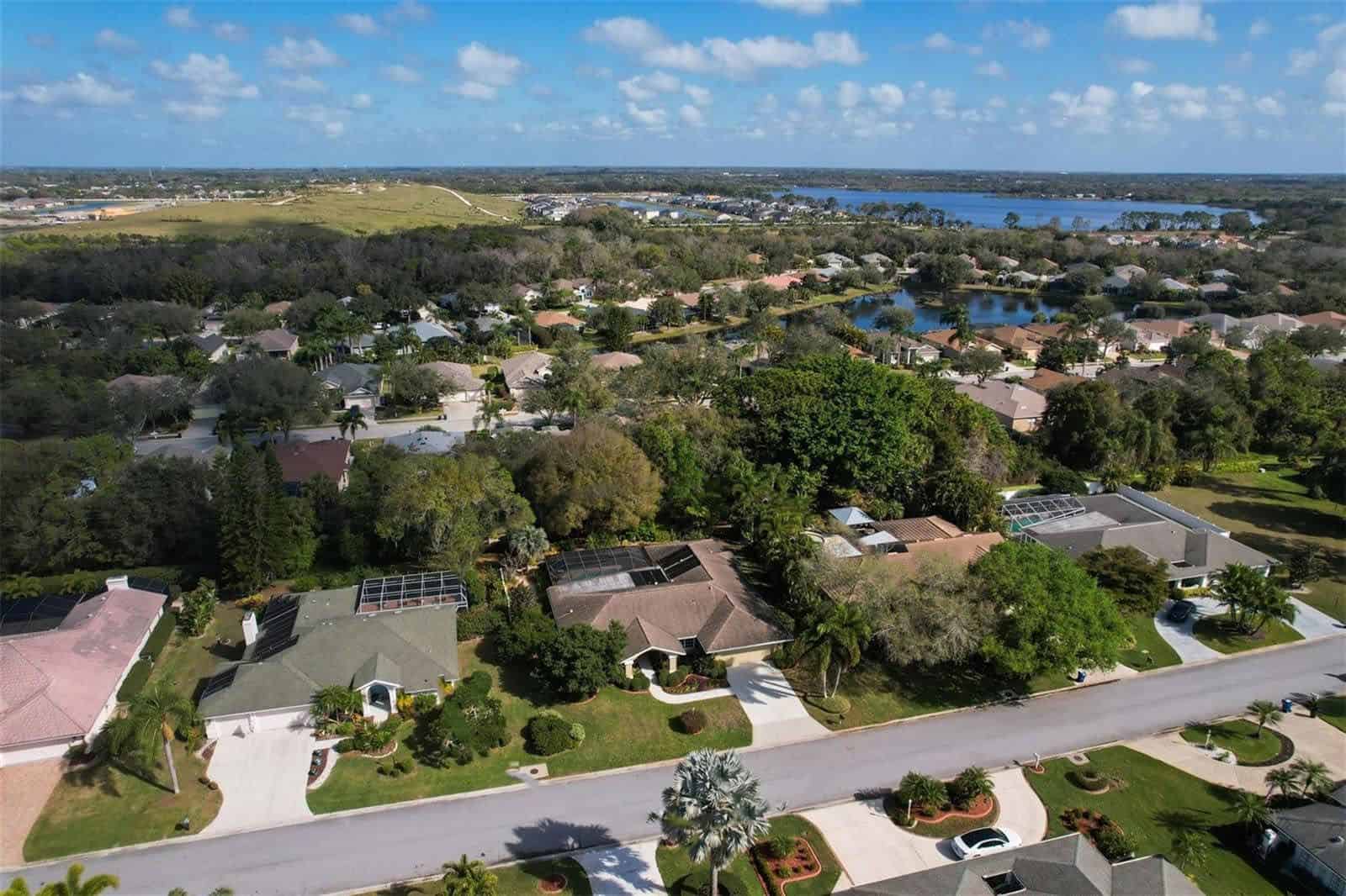 Country Lakes Homes For Sale | Palm Aire – Sarasota, FL